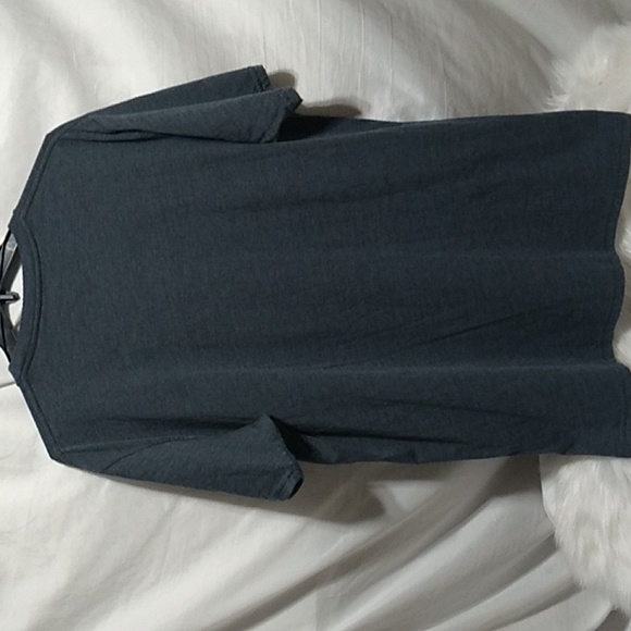 SALE! Like New Volcom Shirt Sz.XXL Rarely Worn (X-50 CRATE) - Picture 5 of 5